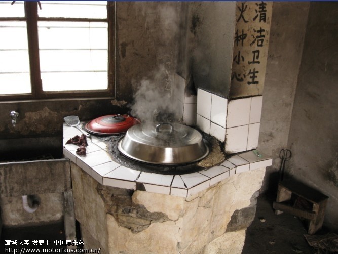 朋友说要到乡下来玩,那就土灶头伺候