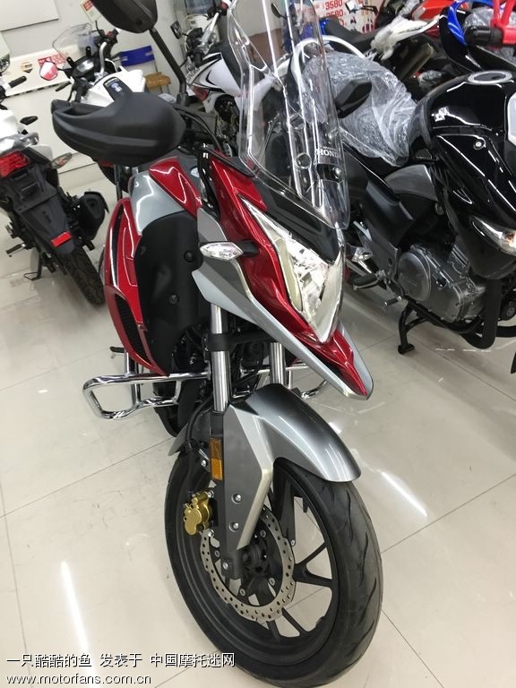 试驾本田猛鸷190 - 五羊本田-暴锋眼CB190R n