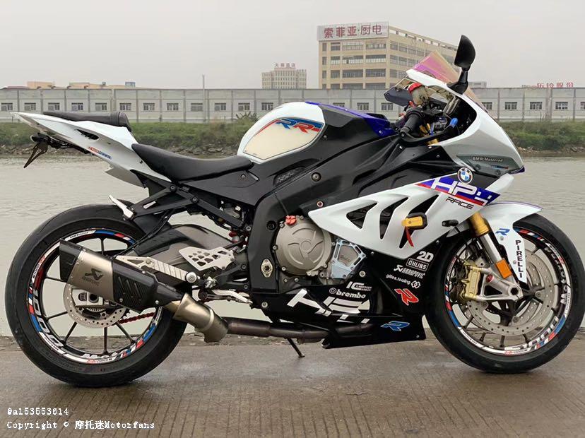 宝马s1000rr