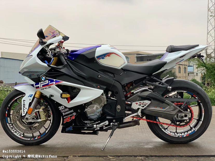 宝马s1000rr
