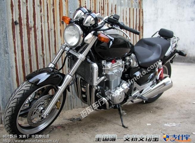 我的钱江250-3双缸太子摩托车