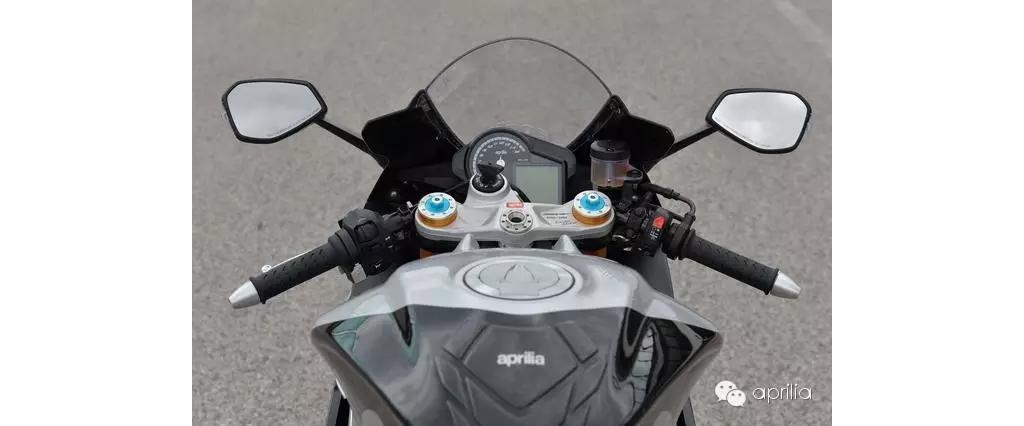 车:Aprilia RSV4 RF - 摩坛史记 - 摩托车论坛 - 中